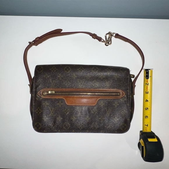 Vintage Louis Vuitton purse and wallet - Picture 4 of 15
